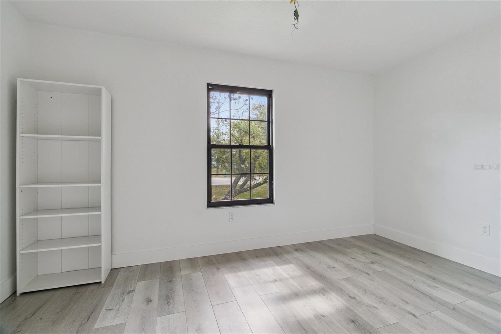 682 DE GROODT RD SW, PALM BAY, FL, 32908