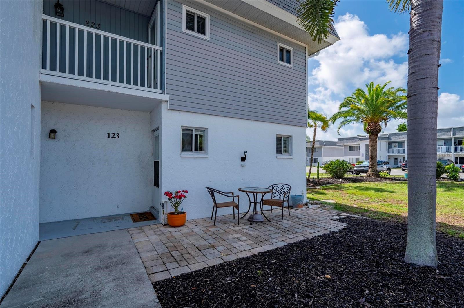 22375 EDGEWATER DR #123, PORT CHARLOTTE, FL, 33980