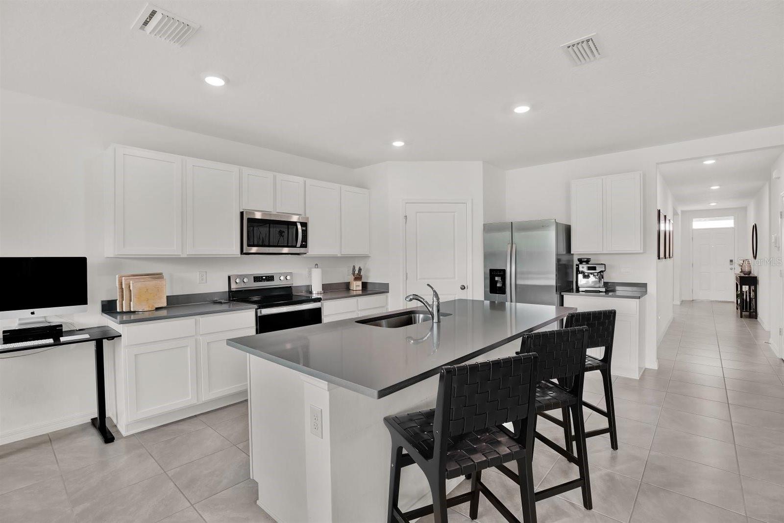 35514 MAHWAH AVE, DADE CITY, FL, 33525