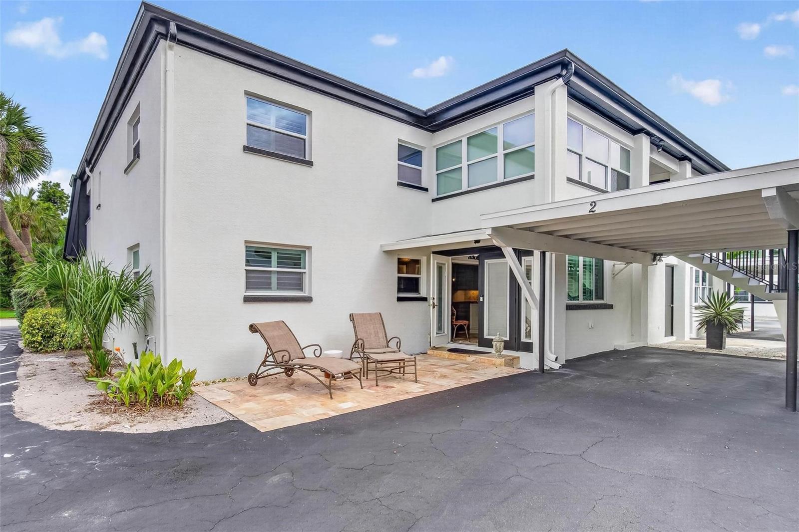 1065 EDEN ISLE BLVD NE #2, ST PETERSBURG, FL, 33704