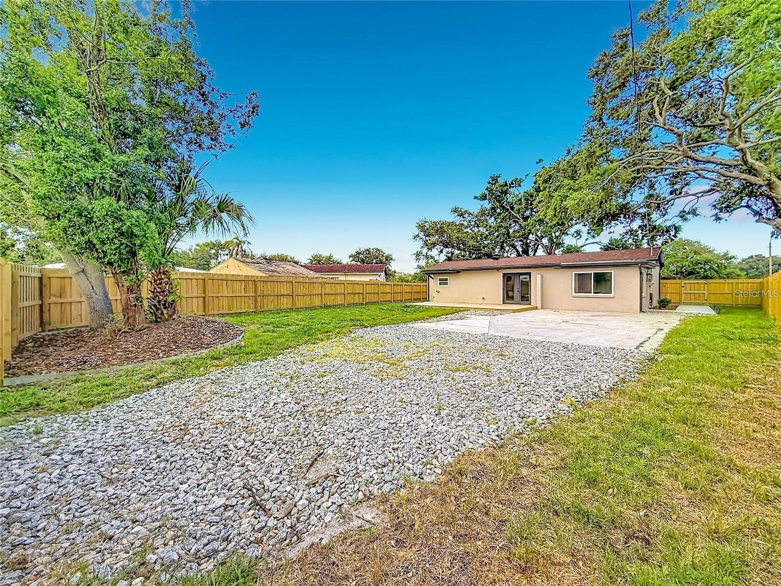 2335 MURILLA WAY S, ST PETERSBURG, FL, 33712