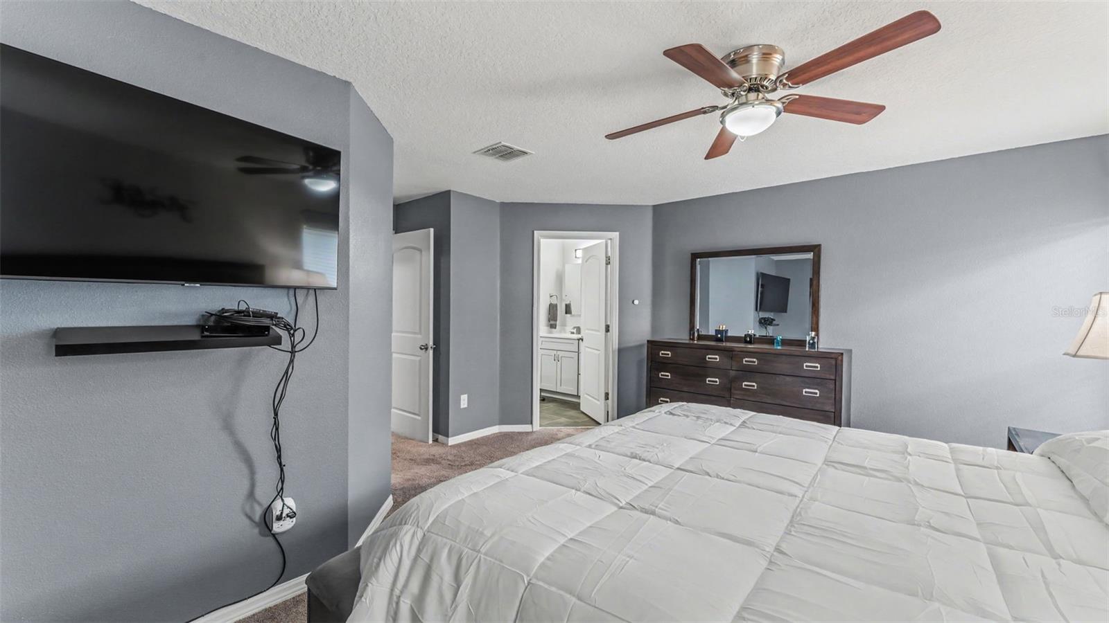 2121 GENEVA DR, LAKELAND, FL, 33805