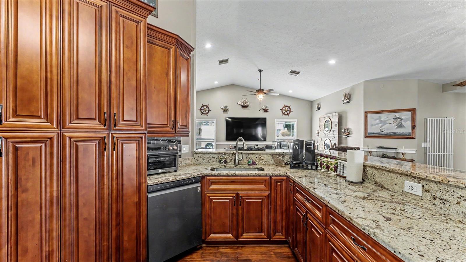36225 OAK KNOLL LOOP, DADE CITY, FL, 33525