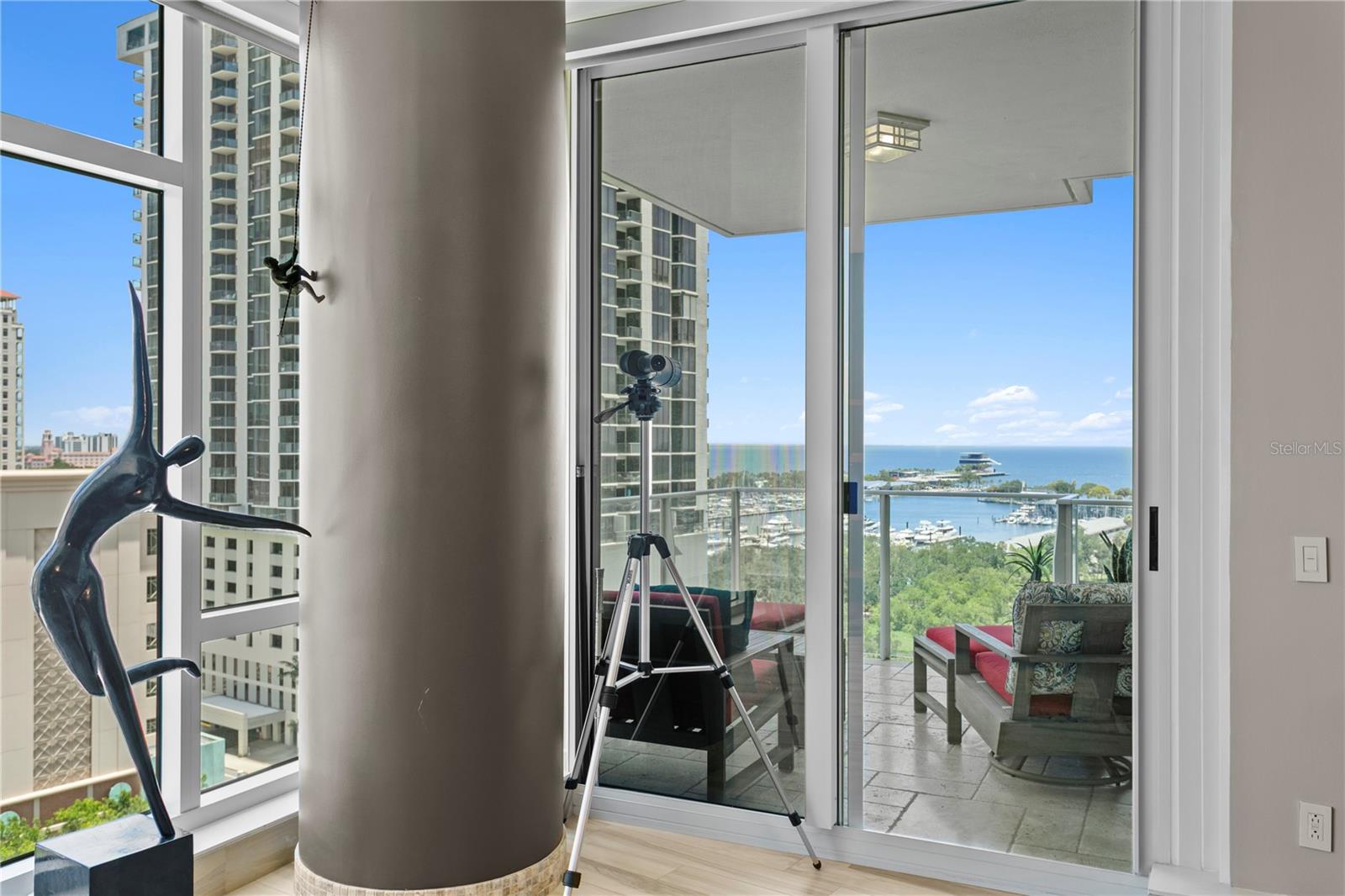 175 1ST ST S #1101, ST PETERSBURG, FL, 33701