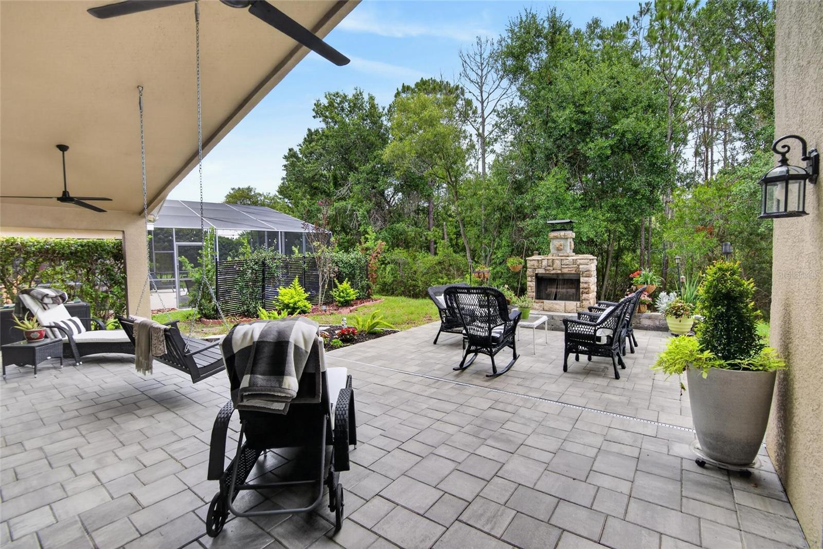 16525 BRIDGEWALK DR, LITHIA, FL, 33547