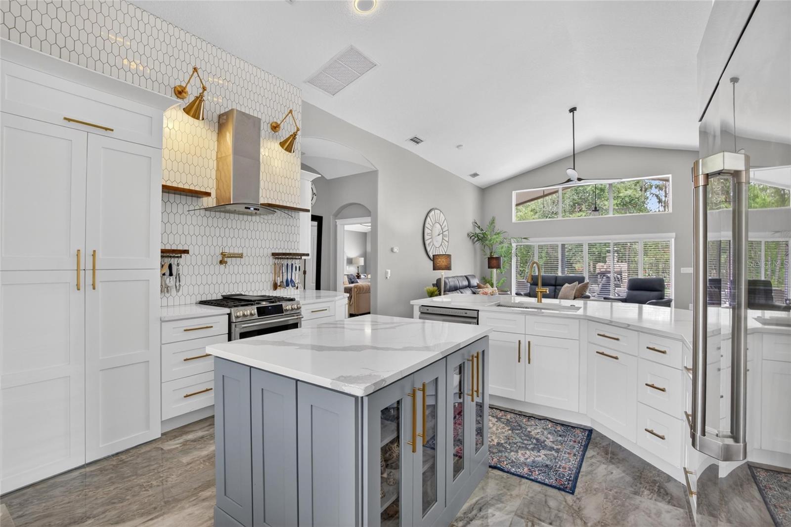 16525 BRIDGEWALK DR, LITHIA, FL, 33547