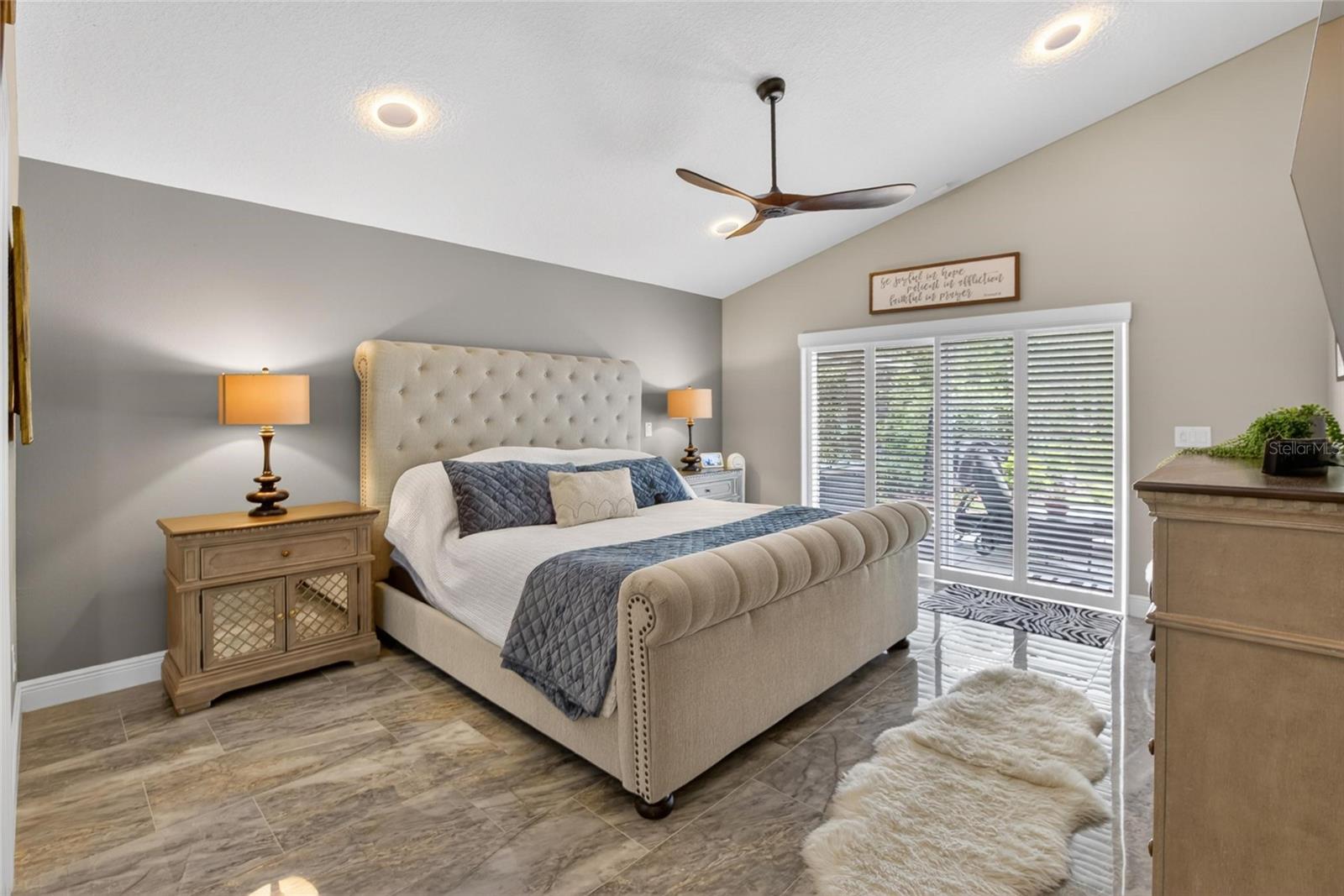 16525 BRIDGEWALK DR, LITHIA, FL, 33547
