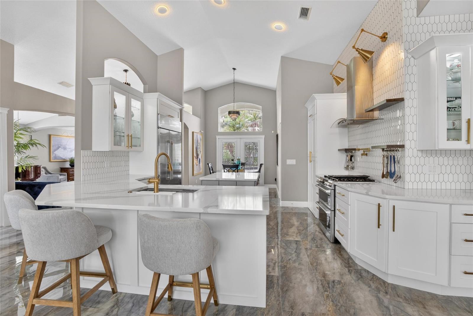 16525 BRIDGEWALK DR, LITHIA, FL, 33547
