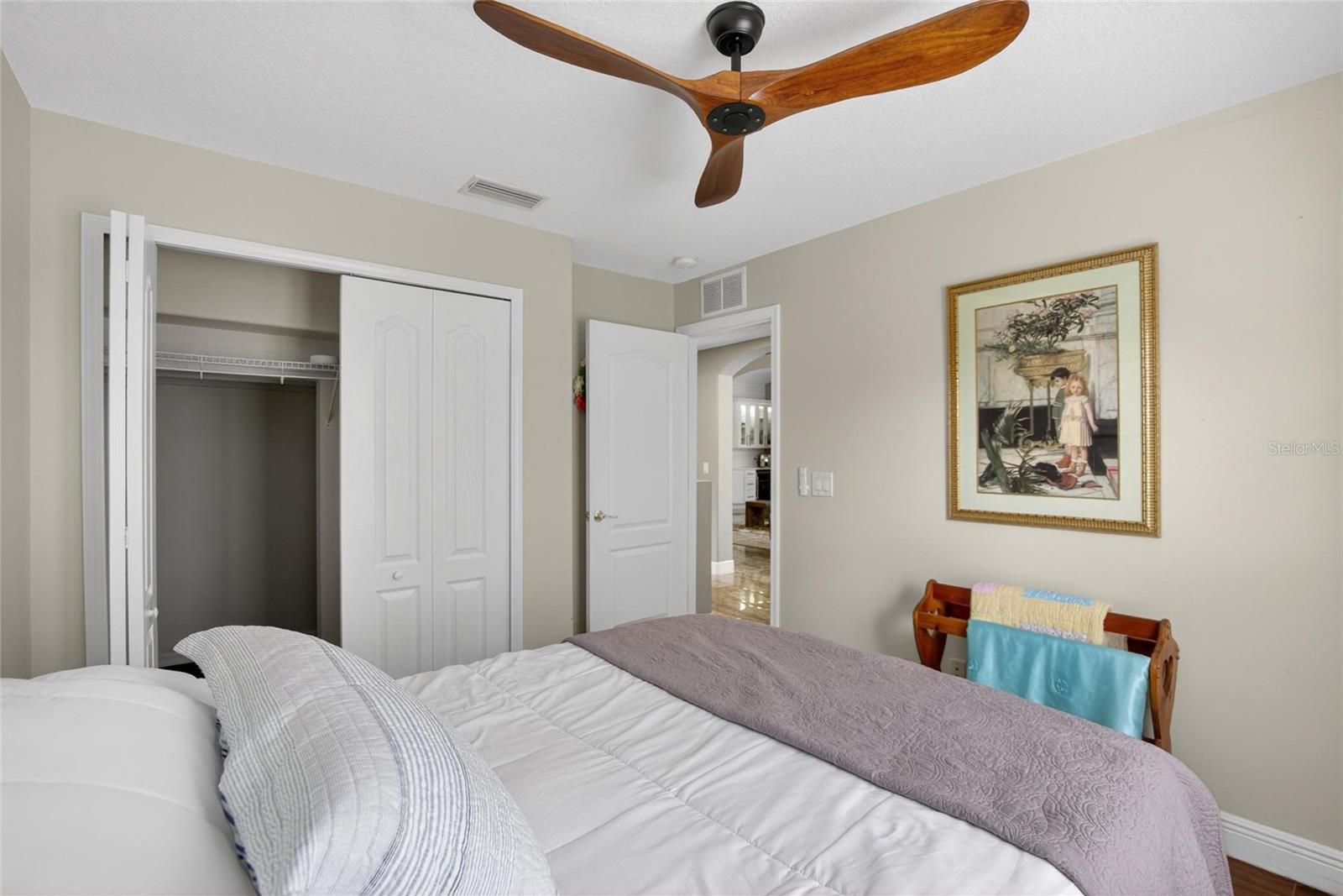 16525 BRIDGEWALK DR, LITHIA, FL, 33547