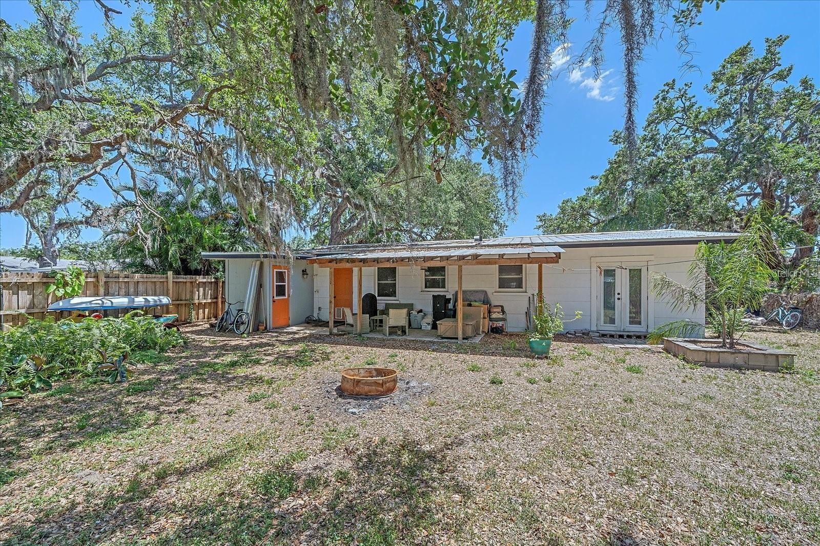3281 8TH ST, SARASOTA, FL, 34237