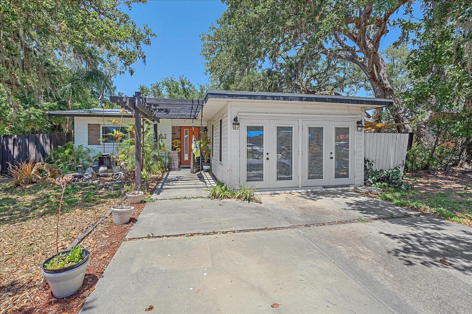 3281 8TH ST, SARASOTA, FL, 34237