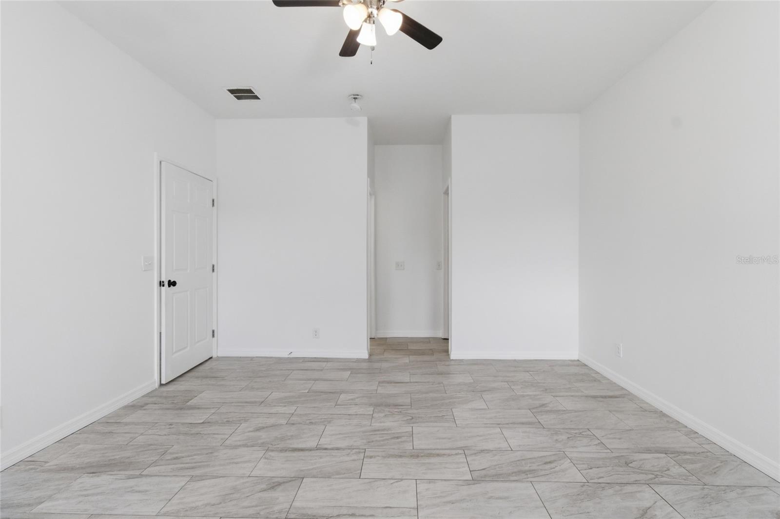 3702 WIGGINS LEAF ST, TAMPA, FL, 33619