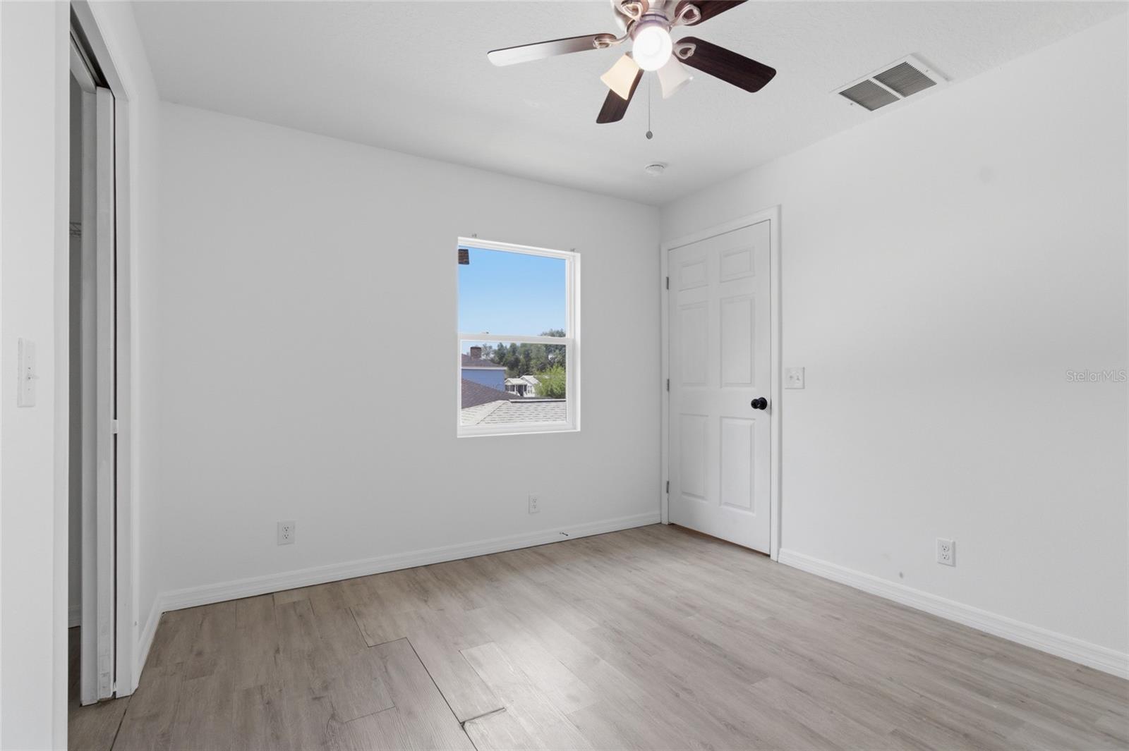3702 WIGGINS LEAF ST, TAMPA, FL, 33619