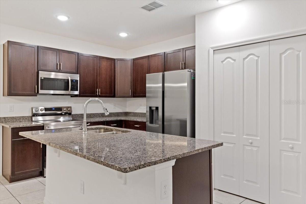 1200 WAHNETA DR, KISSIMMEE, FL, 34759
