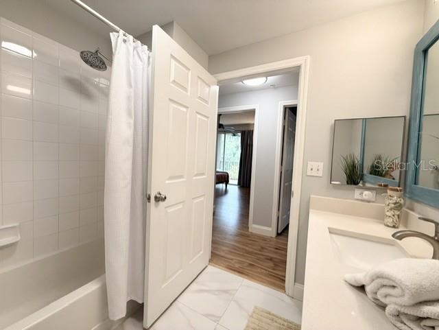 5701 BENTGRASS DR #18-104, SARASOTA, FL, 34235