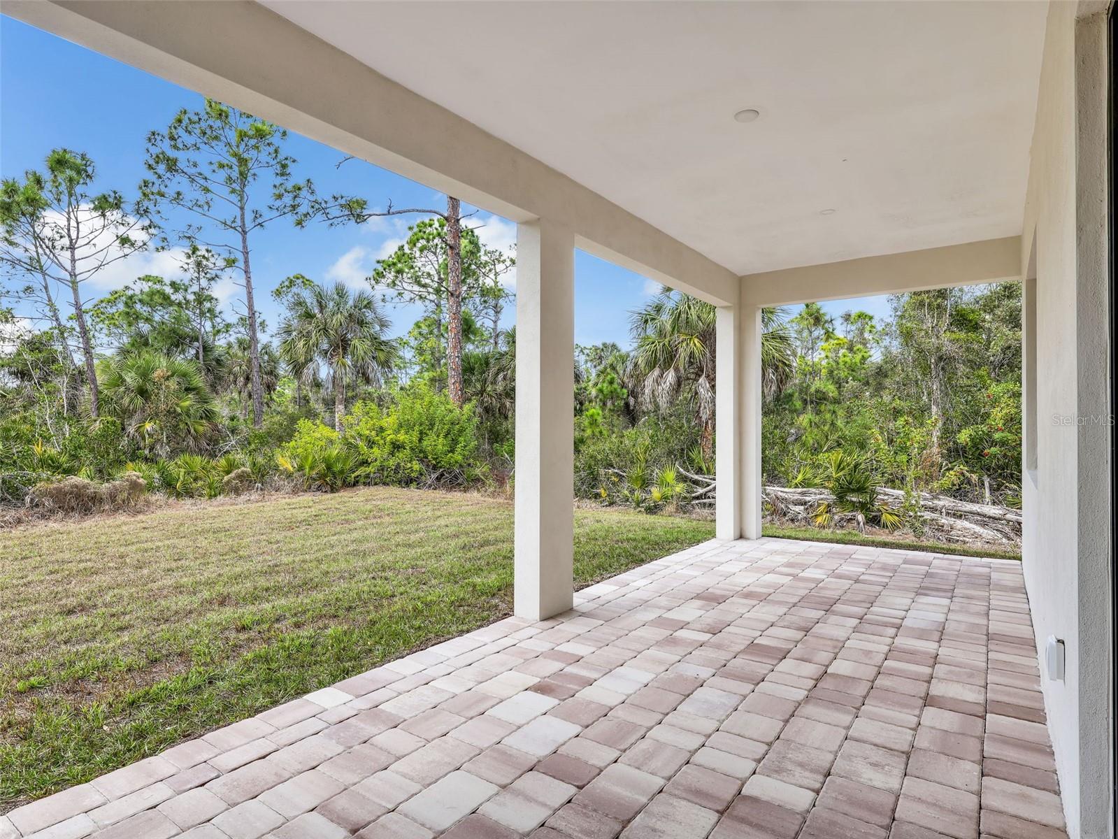 11042 CARNEGIE AVE, ENGLEWOOD, FL, 34224