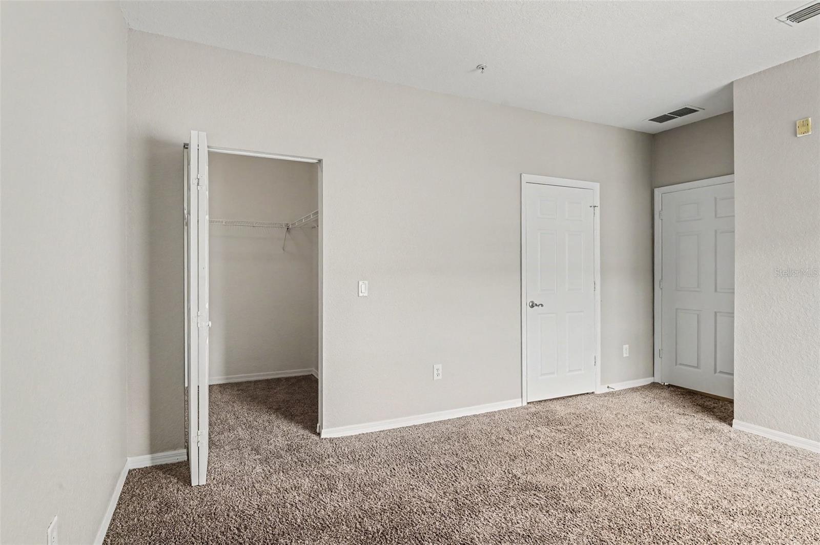 2586 GRAND CENTRAL PKWY #9, ORLANDO, FL, 32839