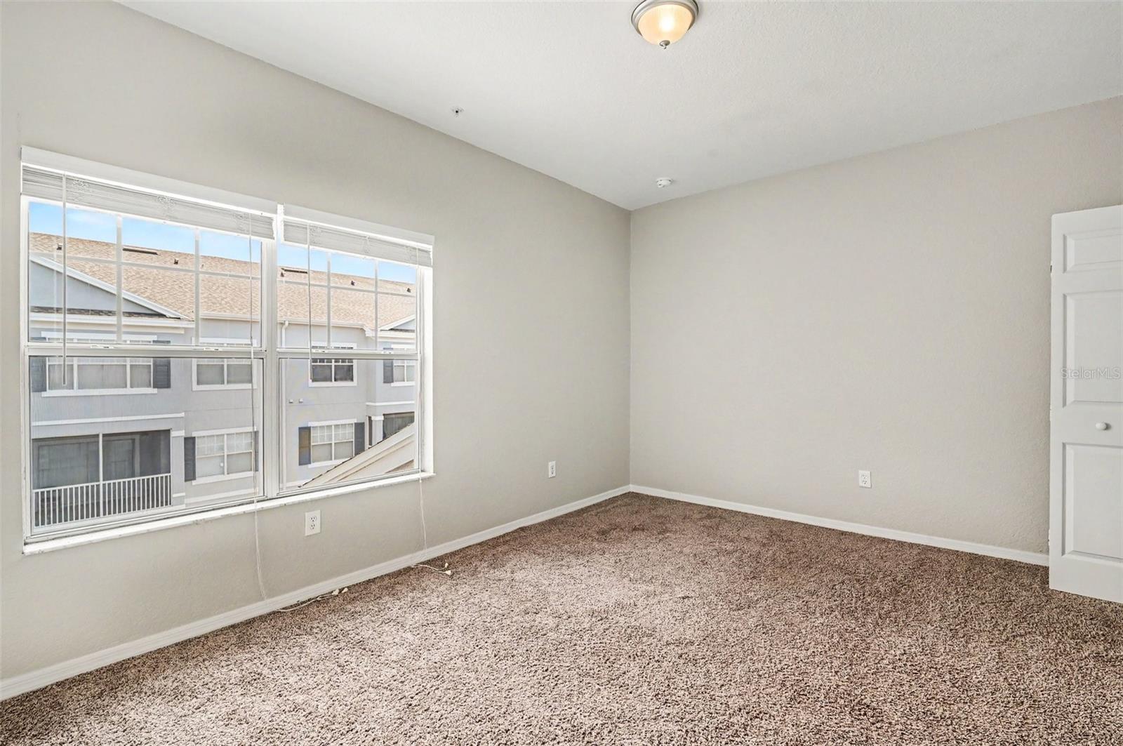 2586 GRAND CENTRAL PKWY #9, ORLANDO, FL, 32839