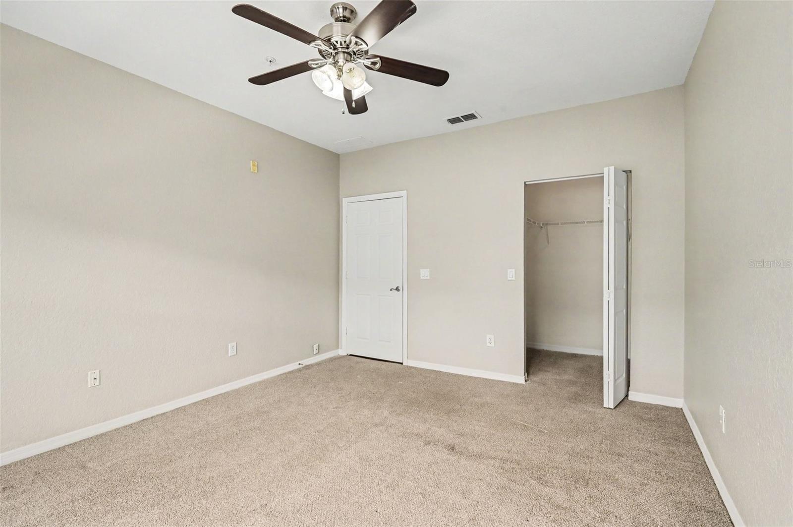 2586 GRAND CENTRAL PKWY #9, ORLANDO, FL, 32839