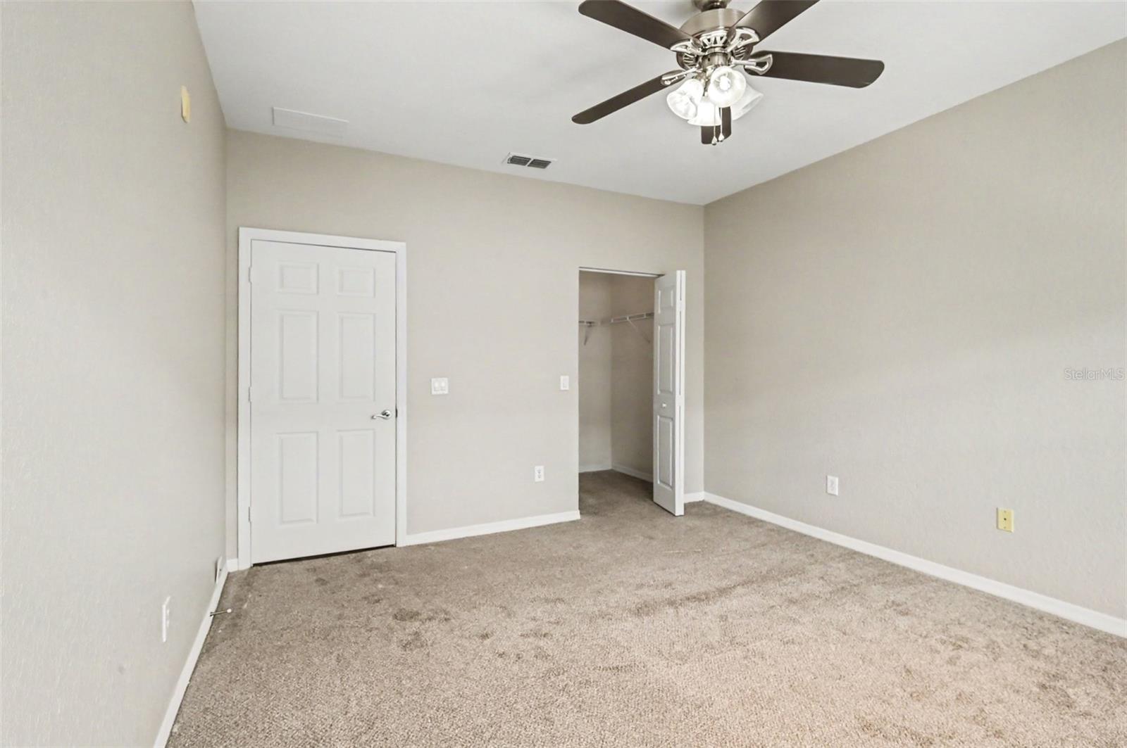 2586 GRAND CENTRAL PKWY #9, ORLANDO, FL, 32839