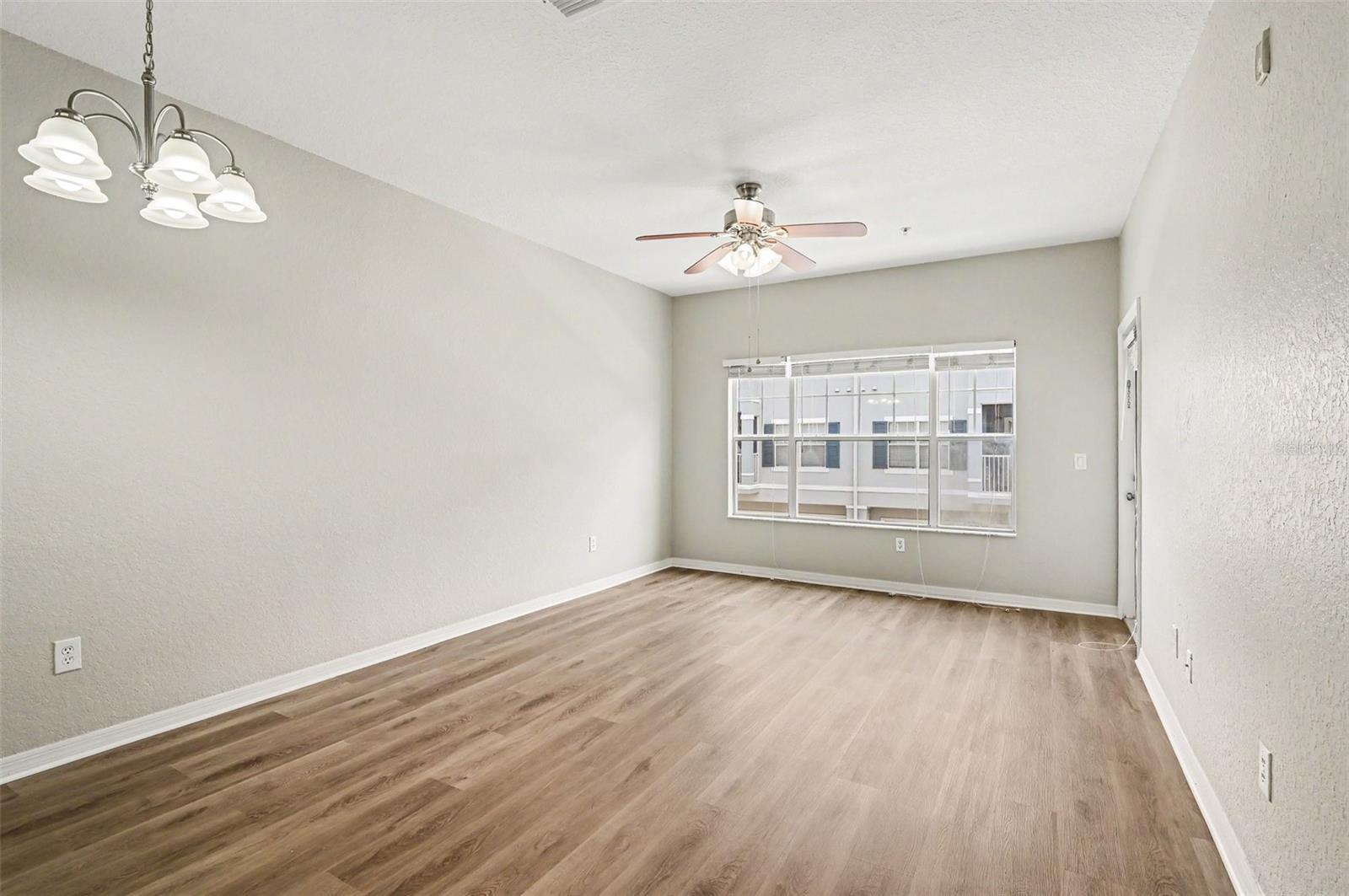 2586 GRAND CENTRAL PKWY #9, ORLANDO, FL, 32839