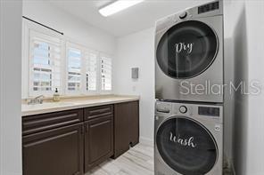 508 ASHLEY DR, DUNEDIN, FL, 34698