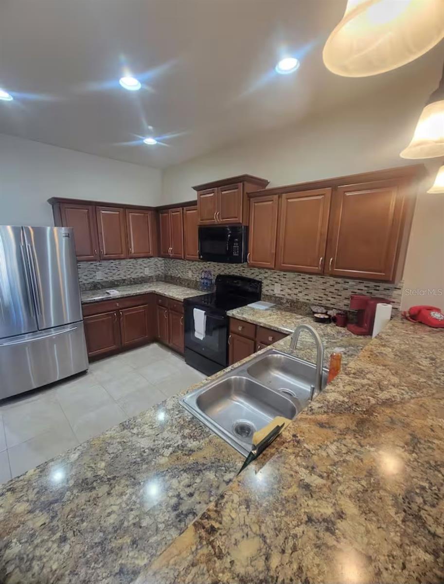 811 KRENSON WOODS LN, LAKELAND, FL, 33813
