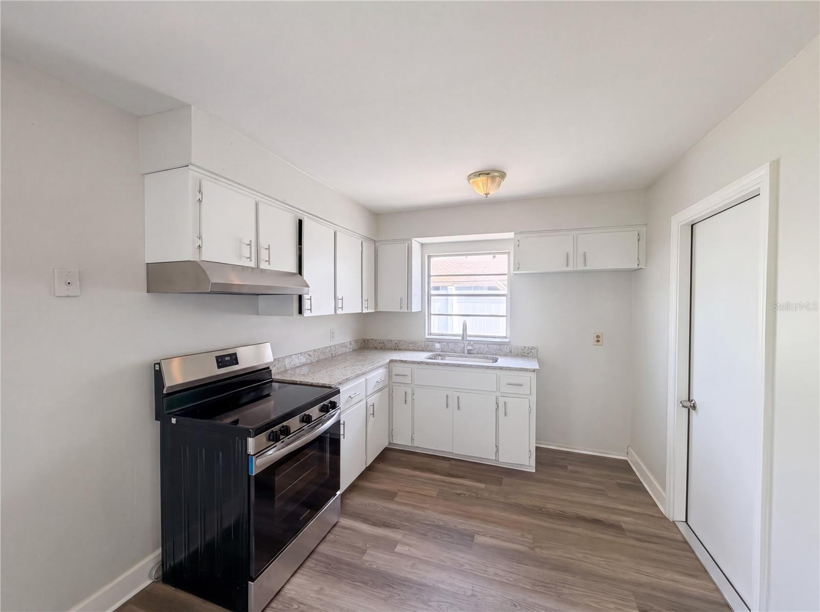 1114 N FORREST AVE, KISSIMMEE, FL, 34741