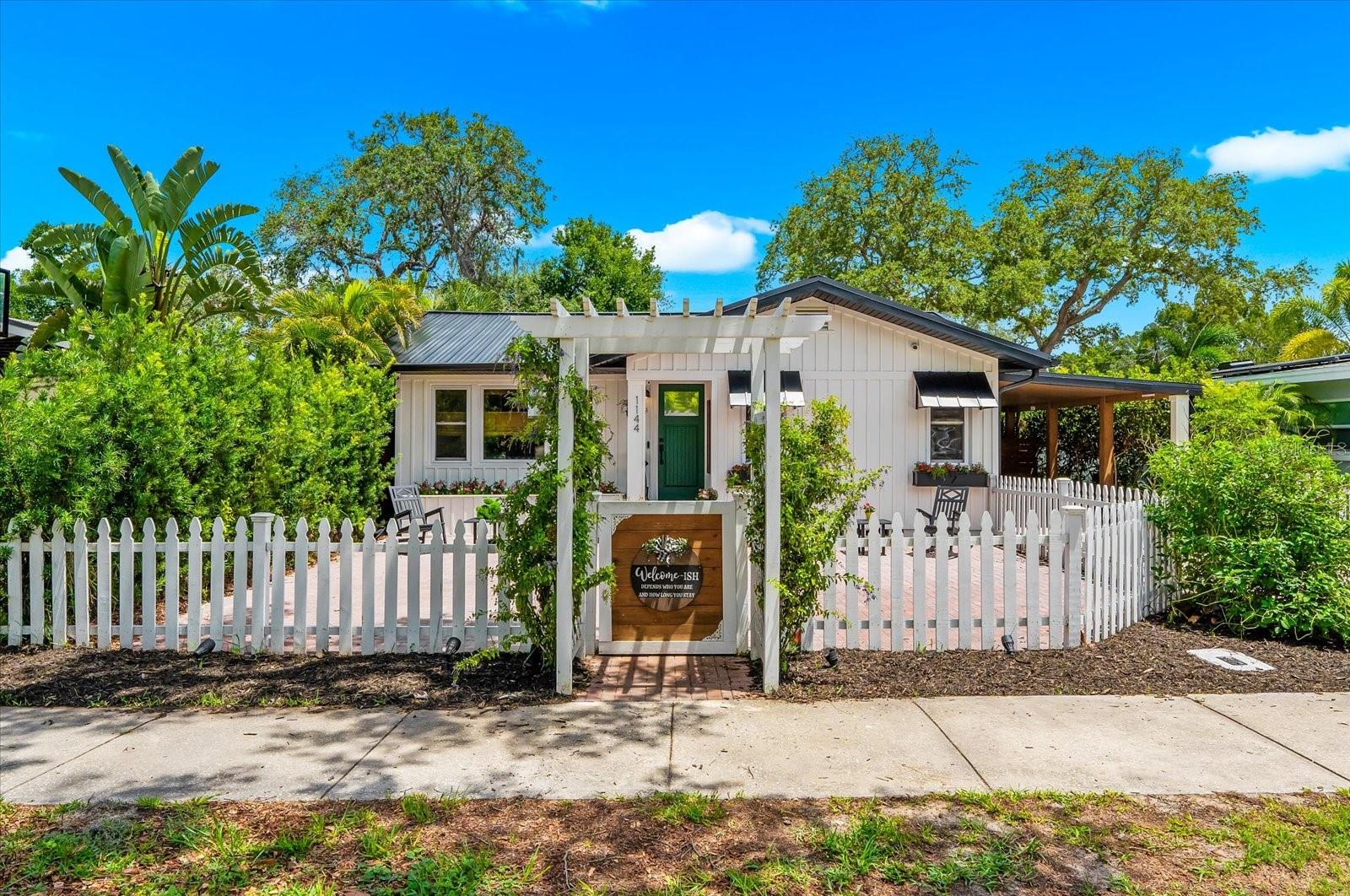 1144 CHARLES ST, CLEARWATER, FL, 33755