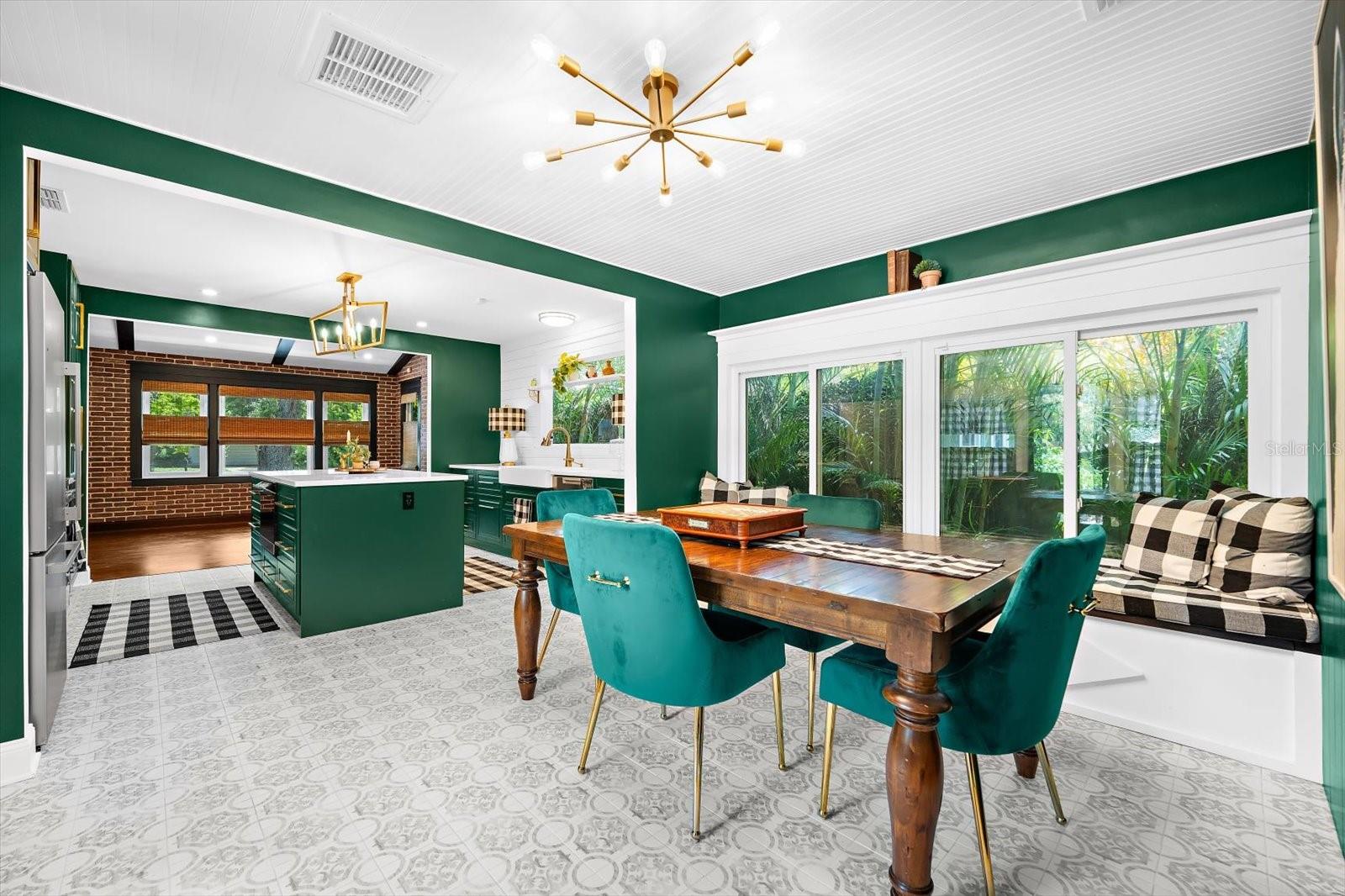 1144 CHARLES ST, CLEARWATER, FL, 33755