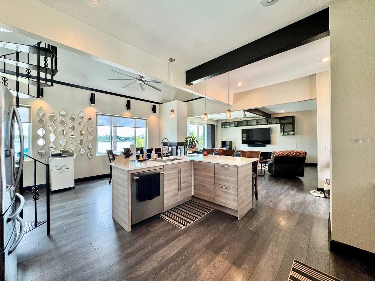 18200 CYPRESS COVE LN, LUTZ, FL, 33549