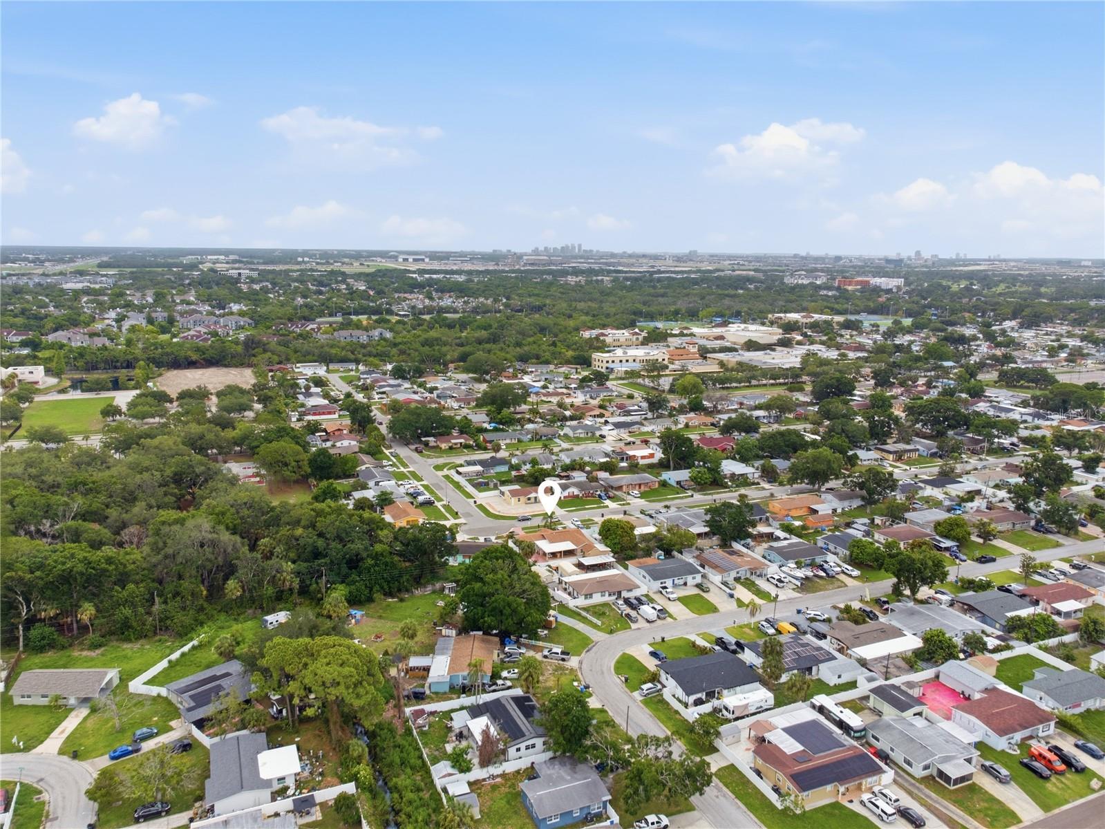 4914 HOLIDAY DR, TAMPA, FL, 33615