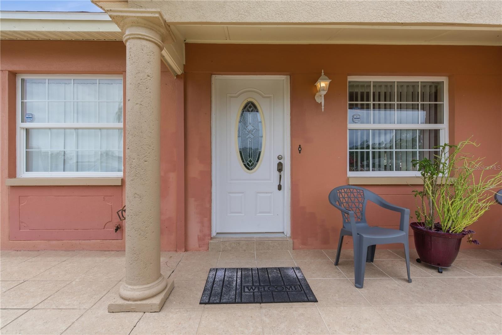 4914 HOLIDAY DR, TAMPA, FL, 33615