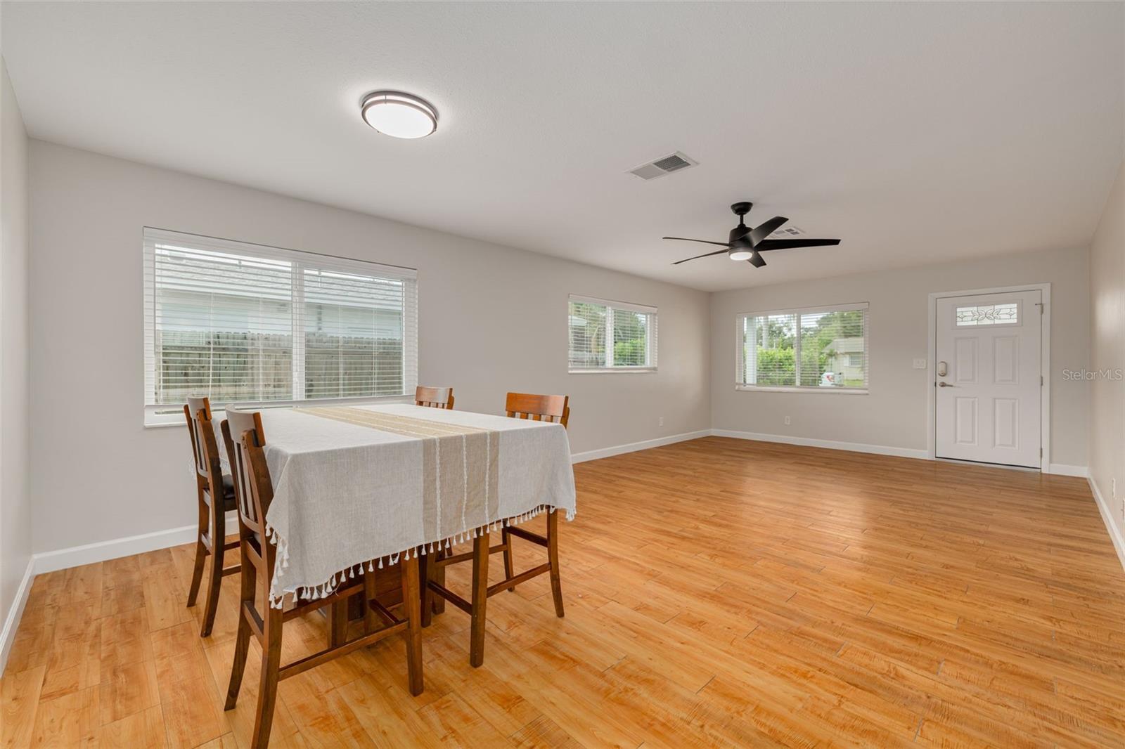 5621 16TH AVE N, ST PETERSBURG, FL, 33710