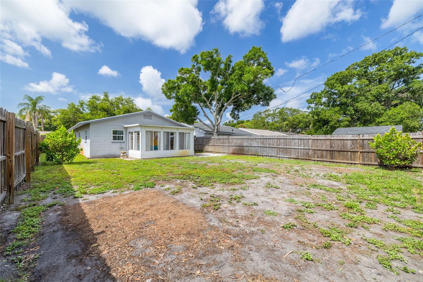 5621 16TH AVE N, ST PETERSBURG, FL, 33710