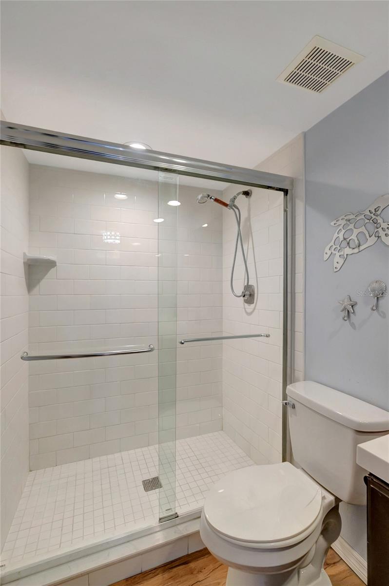 1581 GULF BLVD #302N, CLEARWATER BEACH, FL, 33767