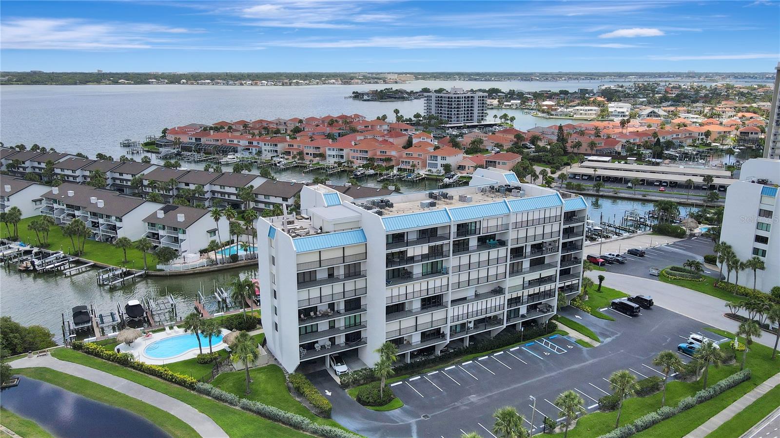 1581 GULF BLVD #302N, CLEARWATER BEACH, FL, 33767