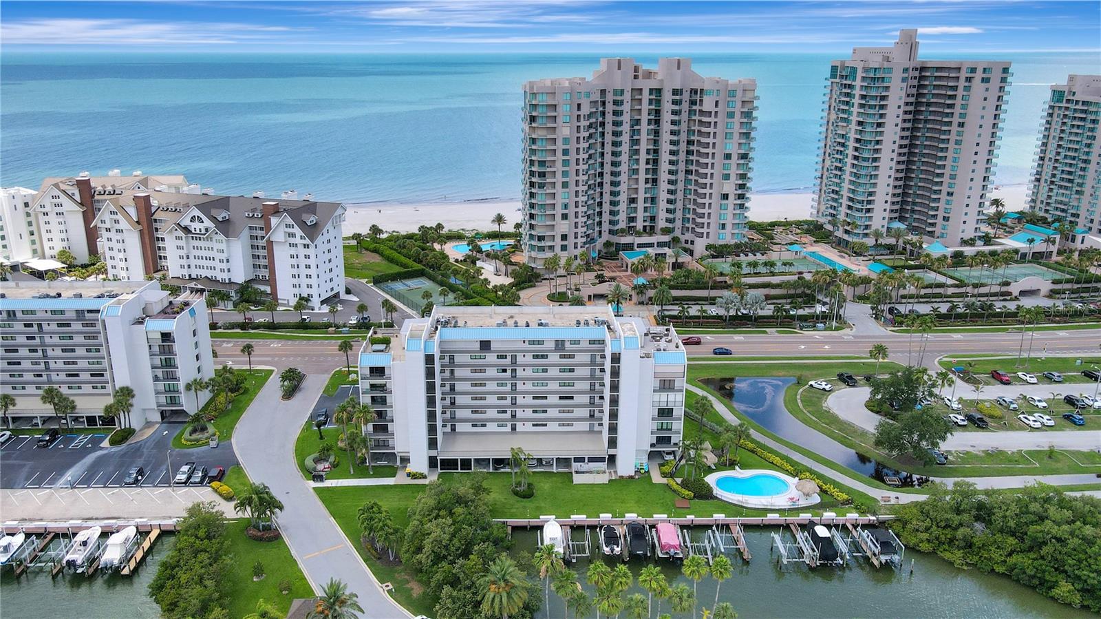 1581 GULF BLVD #302N, CLEARWATER BEACH, FL, 33767