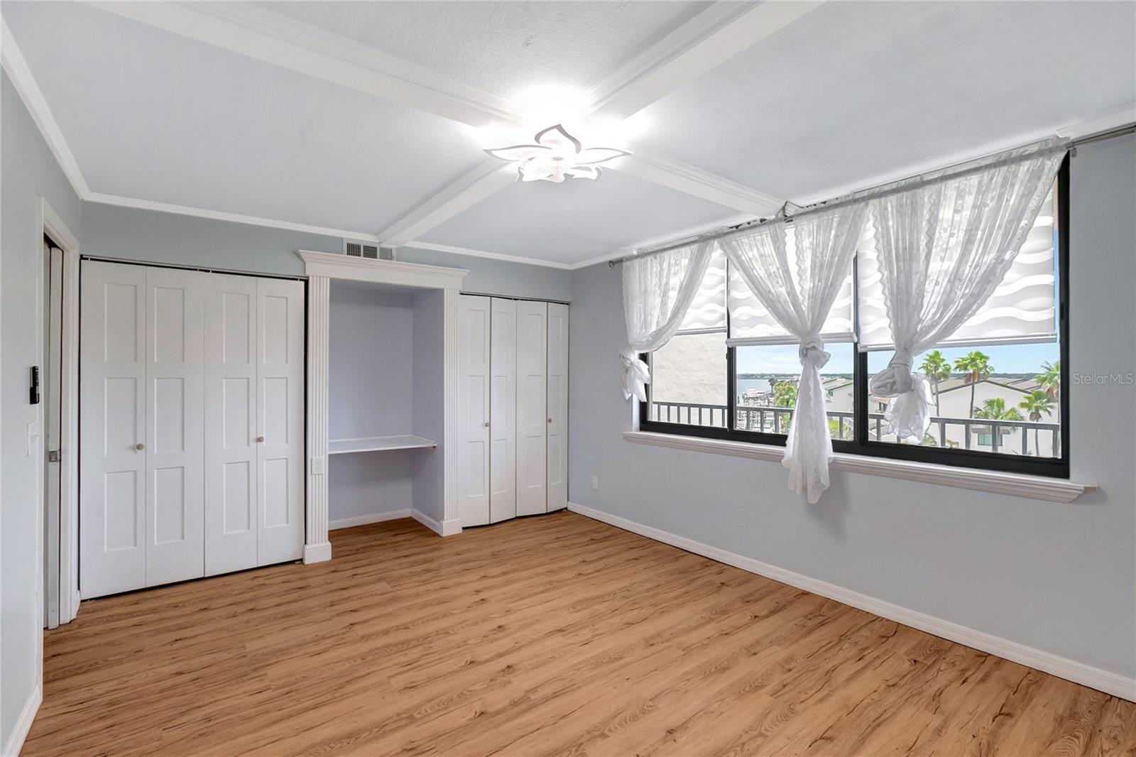 1581 GULF BLVD #302N, CLEARWATER BEACH, FL, 33767
