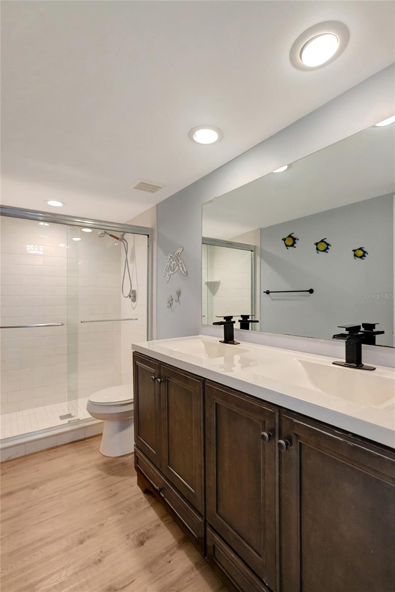 1581 GULF BLVD #302N, CLEARWATER BEACH, FL, 33767