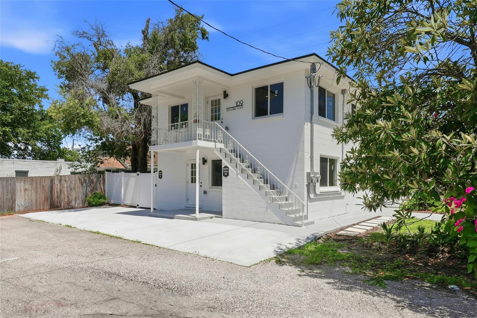 3600 1ST AVE S, ST PETERSBURG, FL, 33711