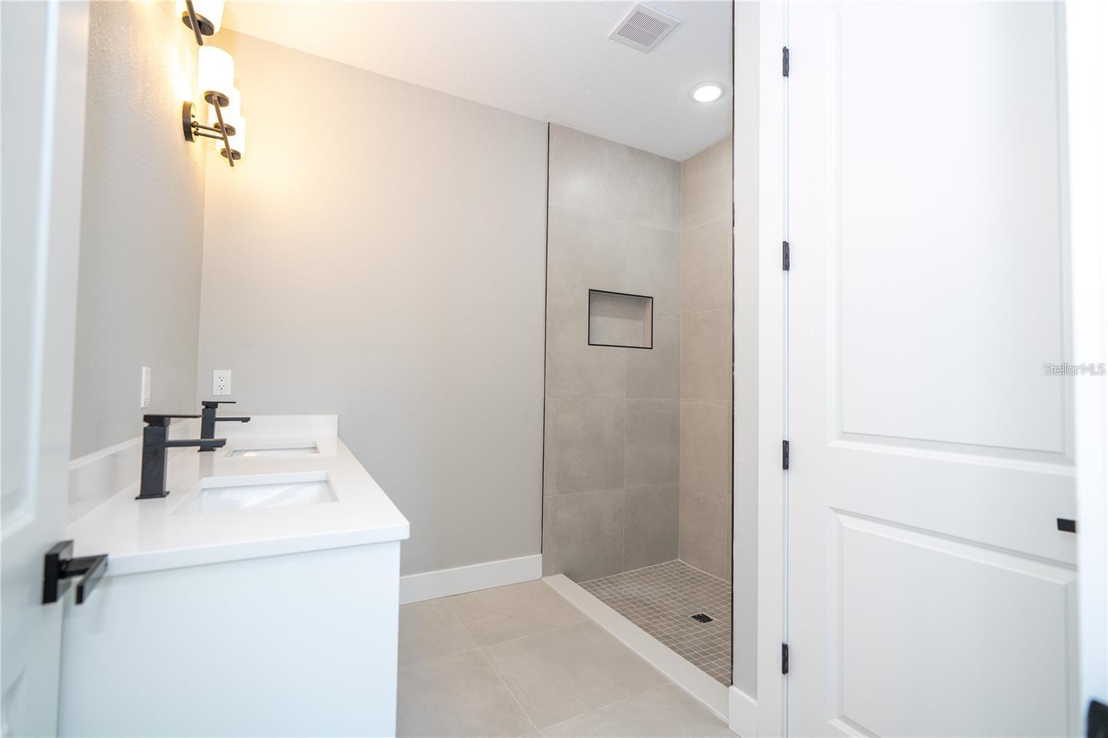 15 RAMBLEWOOD ST, PORT CHARLOTTE, FL, 33953