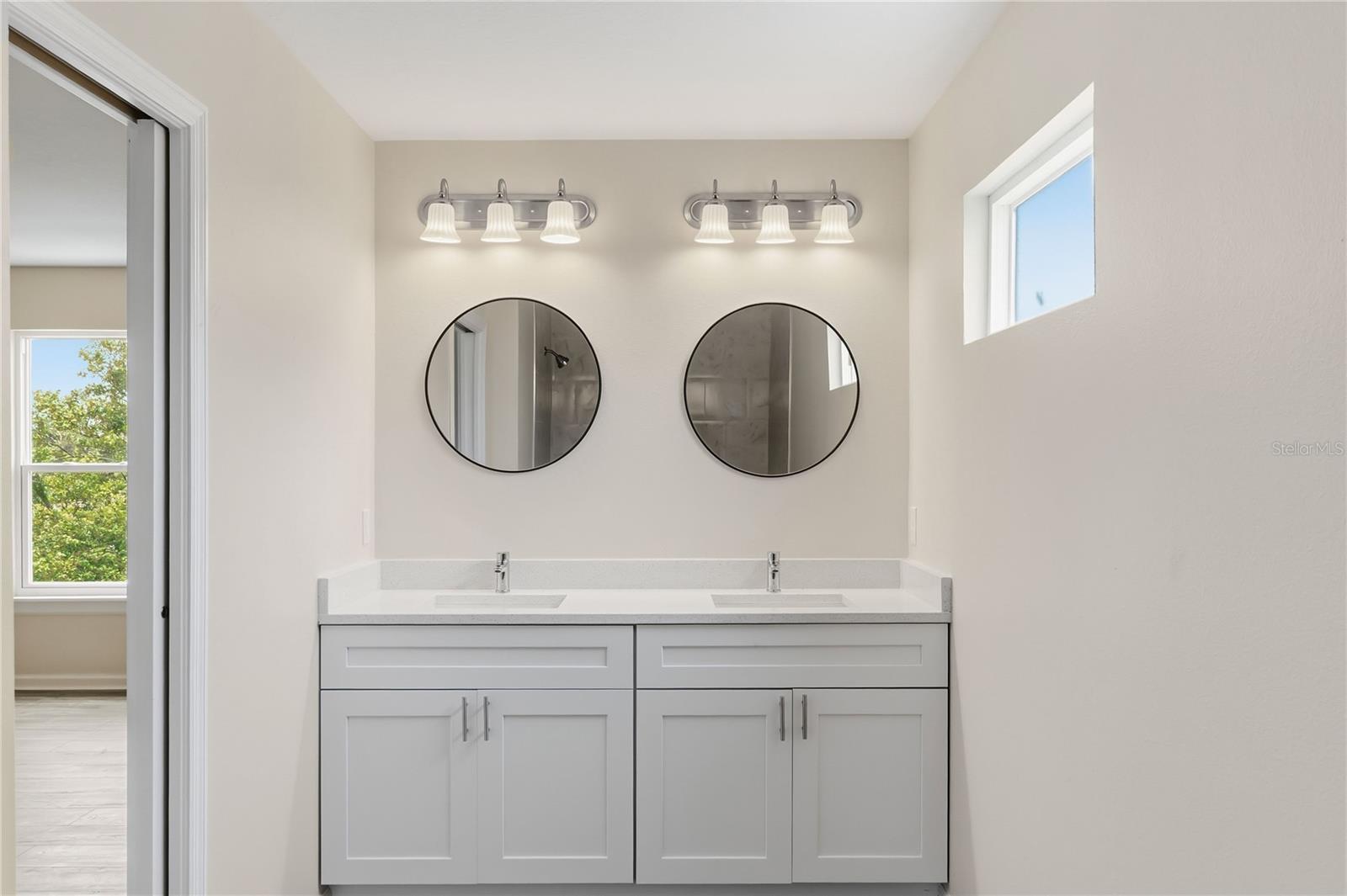 2242 N NORMANDY BLVD, DELTONA, FL, 32725
