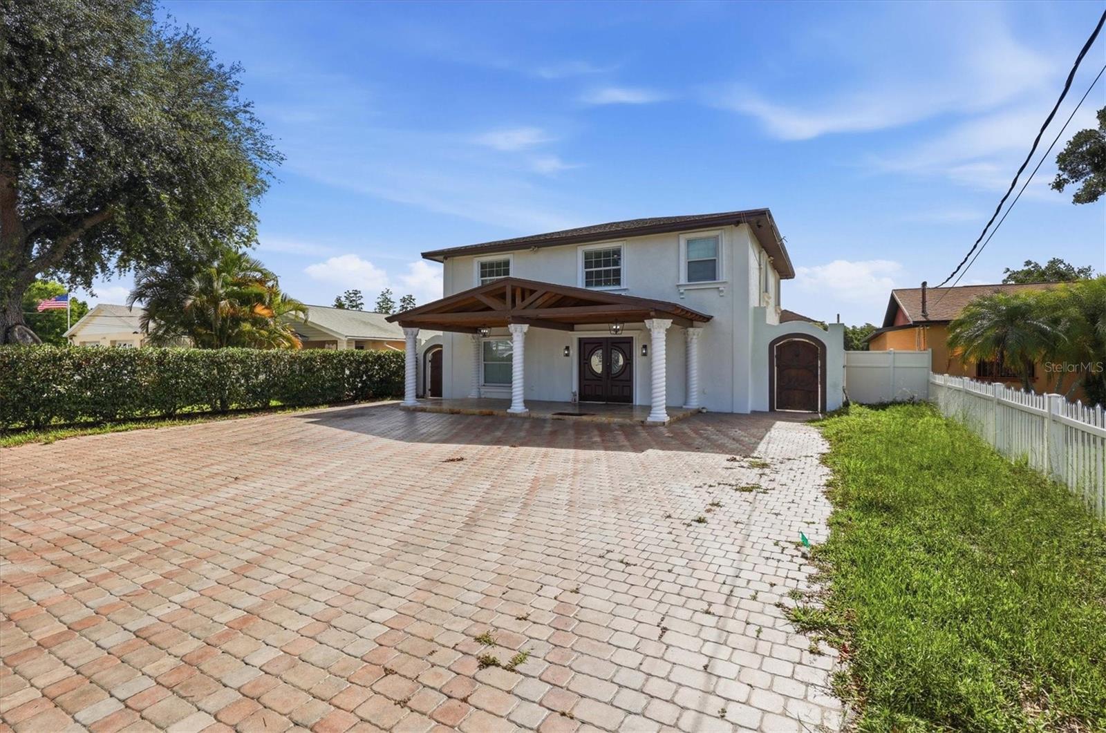 6611 N HALE AVE, TAMPA, FL, 33614