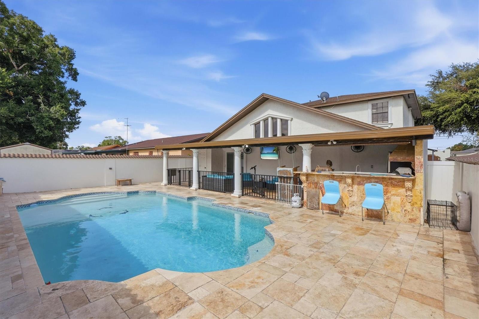 6611 N HALE AVE, TAMPA, FL, 33614