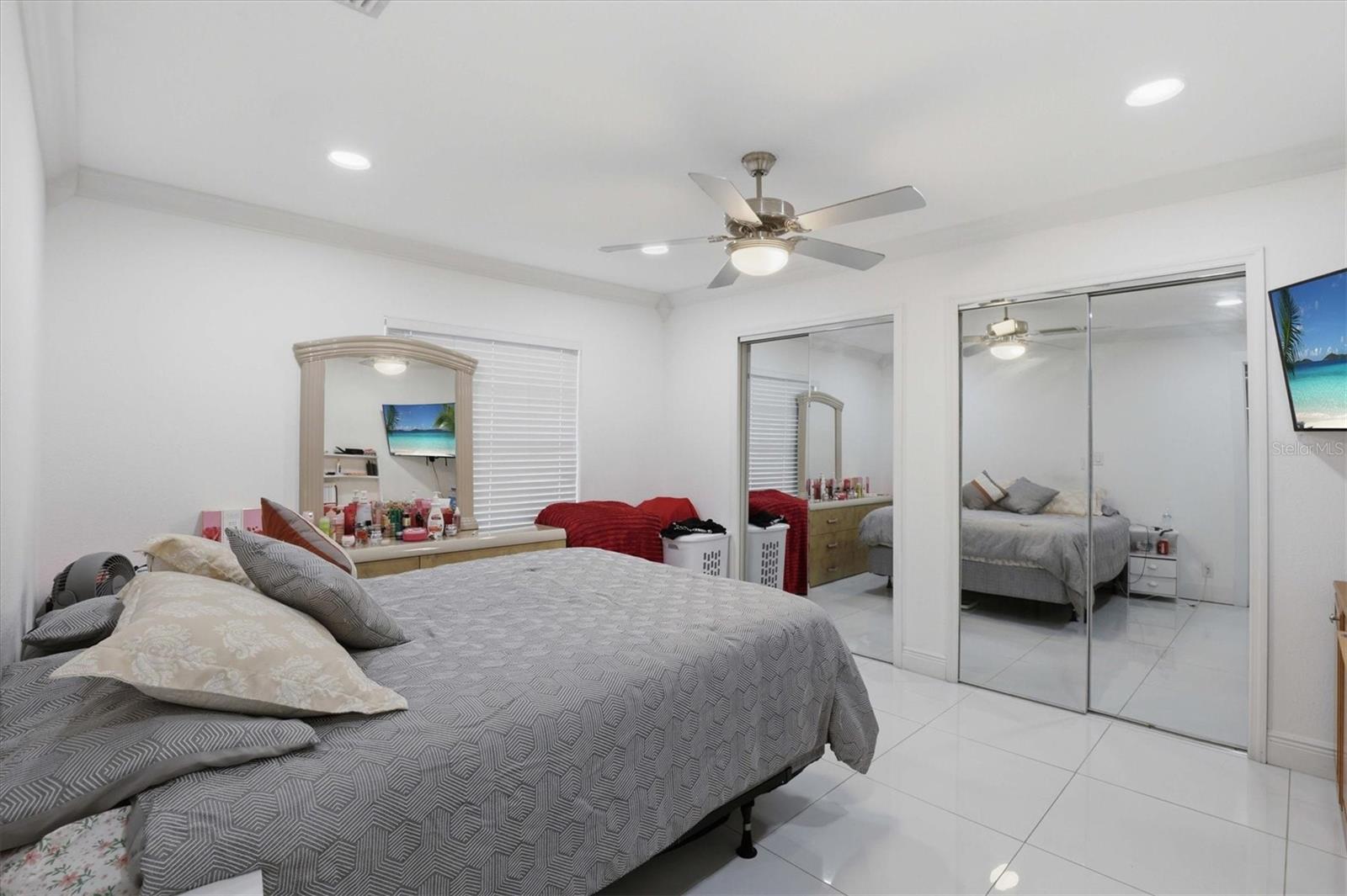 6611 N HALE AVE, TAMPA, FL, 33614