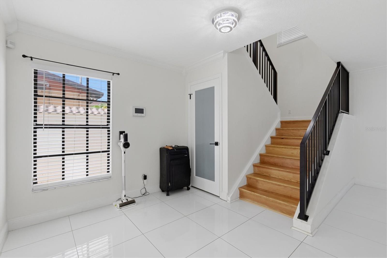 6611 N HALE AVE, TAMPA, FL, 33614