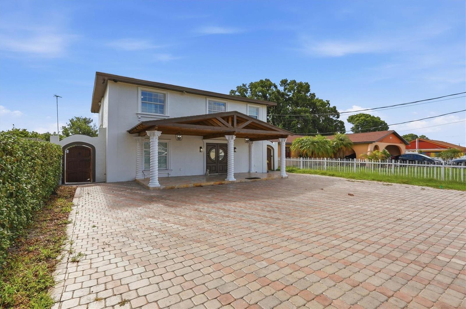 6611 N HALE AVE, TAMPA, FL, 33614