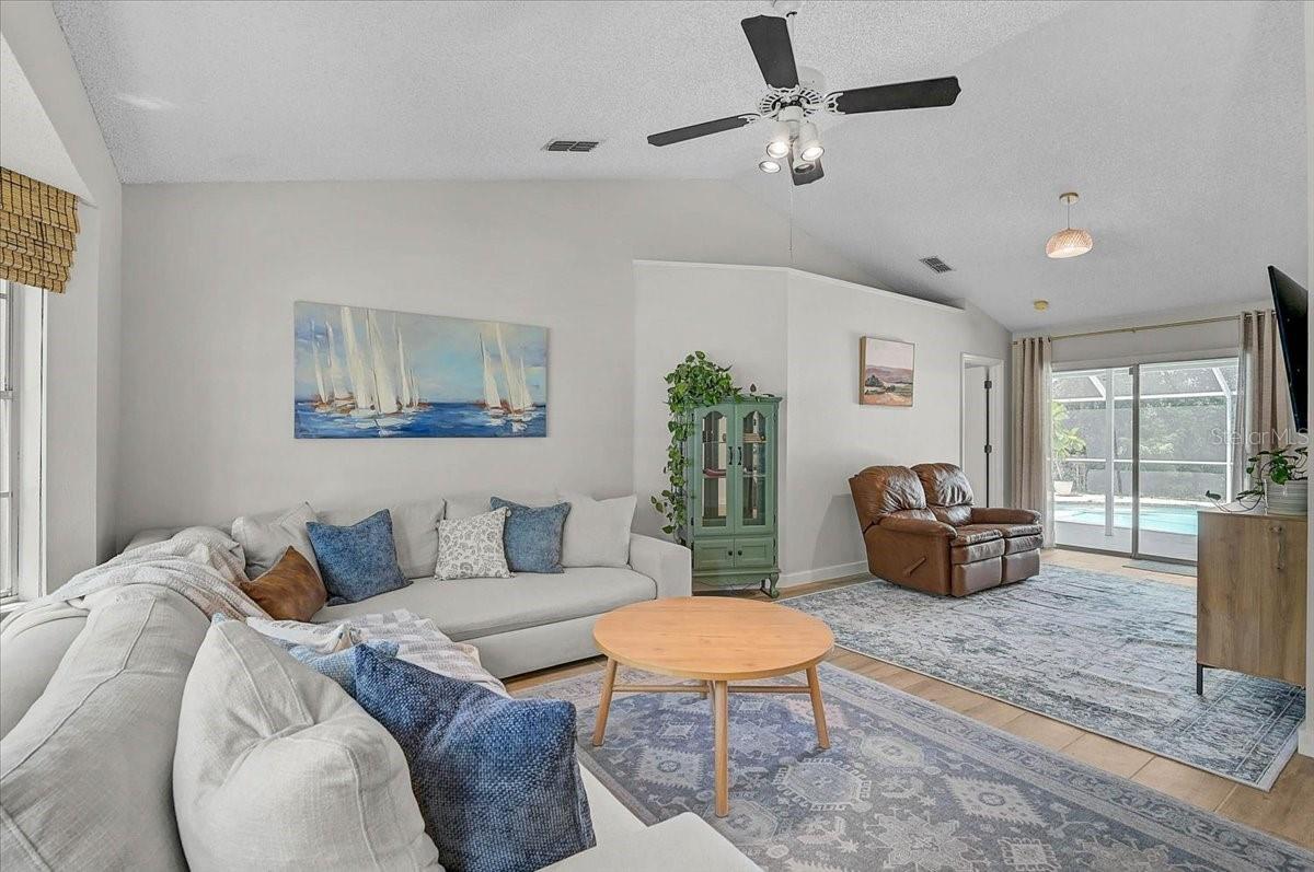 5737 FORESTER LAKE DR, SARASOTA, FL, 34243