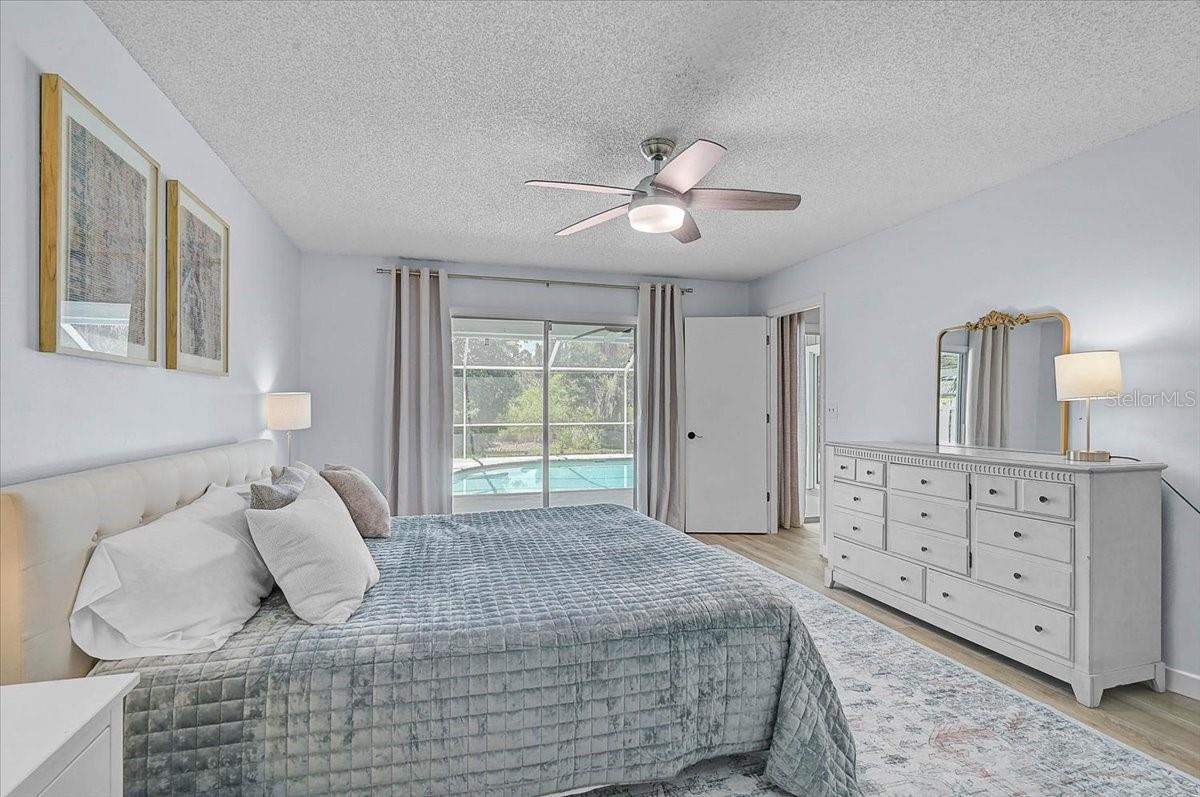 5737 FORESTER LAKE DR, SARASOTA, FL, 34243